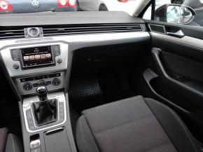 Volkswagen Passat  1.6 TDI 