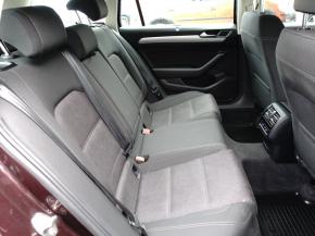 Volkswagen Passat  1.6 TDI 