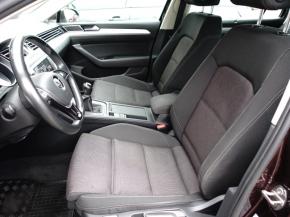 Volkswagen Passat  1.6 TDI 