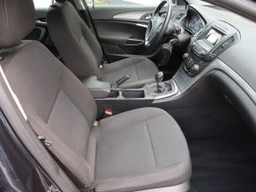 Opel Insignia  2.0 CDTI 