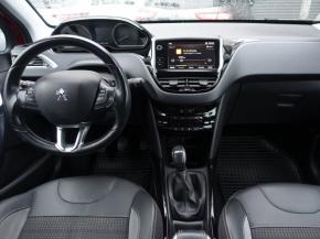 Peugeot 2008  1.2 PureTech 