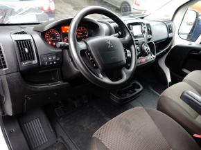 Peugeot Boxer  2.2 BlueHDi . 