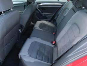 Volkswagen Golf  1.6 TDI 