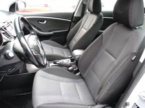 Hyundai i30  1.6 CRDi 