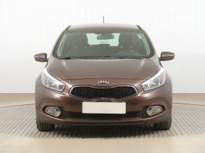 Kia Ceed  1.4 CVVT Attract 