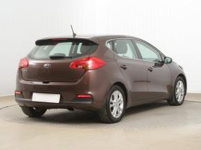 Kia Ceed  1.4 CVVT Attract 