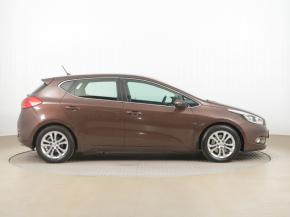 Kia Ceed  1.4 CVVT Attract 