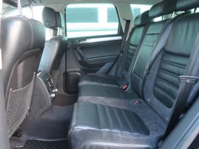 Volkswagen Touareg  3.0 TDI 