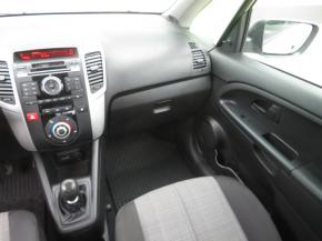 Kia Venga  1.4 CVVT 