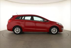 Hyundai i30  1.6 CRDi 