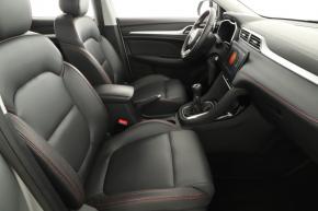 MG ZS SUV  1.5 Emotion 