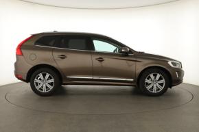 Volvo XC60  D4 Summum 