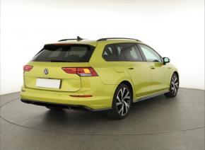 Volkswagen Golf  1.5 eTSI R-Line 