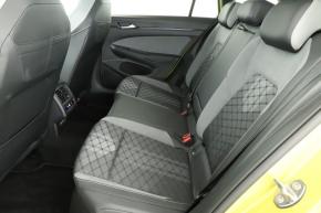 Volkswagen Golf  1.5 eTSI R-Line 