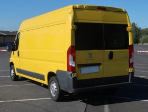 Peugeot Boxer  2.0 BlueHDi 