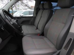 Volkswagen Transporter  2.5 TDI 