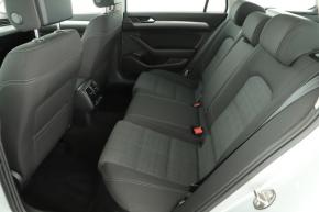 Volkswagen Passat  2.0 TDI Business 