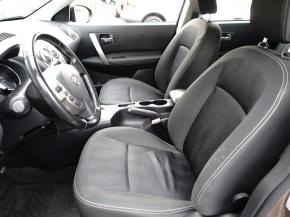 Nissan Qashqai  2.0 