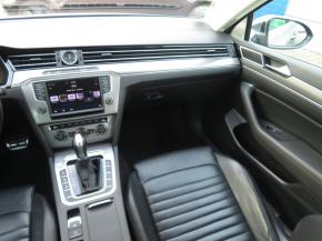 Volkswagen Passat  2.0 BiTDI Alltrack 