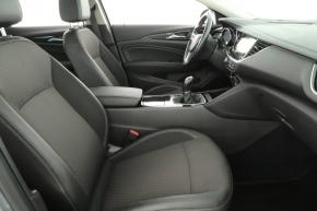 Opel Insignia  2.0 CDTI 