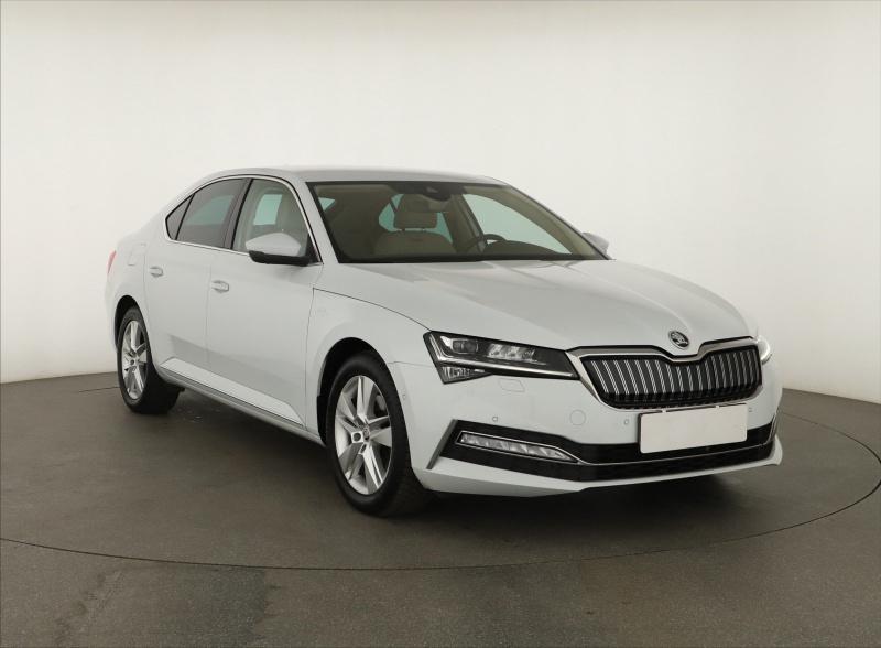 Škoda Superb  iV 1.4 TSI PHEV Laurin&Klement