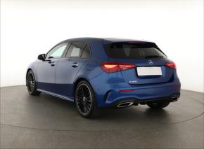 Mercedes-Benz A  A 180 AMG Line 