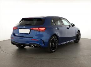 Mercedes-Benz A  A 180 AMG Line 