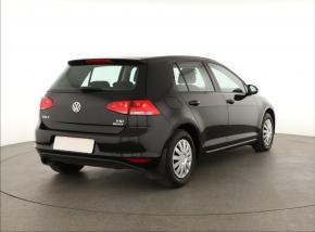 Volkswagen Golf  1.2 TSI 