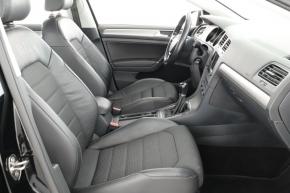 Volkswagen Golf  1.2 TSI 