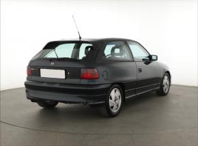 Opel Astra  2.0 GSI 16V 