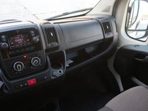 Peugeot Boxer  2.2 BlueHDi . 