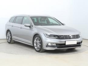 Volkswagen Passat  1.5 TSI R-Line 