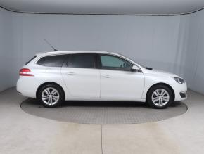 Peugeot 308  1.6 BlueHDi Allure 