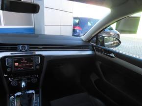 Volkswagen Passat  2.0 BiTDI Highline 