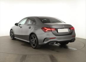 Mercedes-Benz A  A 200 AMG Line 