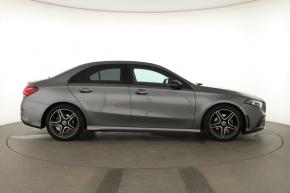 Mercedes-Benz A  A 200 AMG Line 