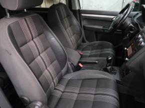 Volkswagen Touran  2.0 TDI 