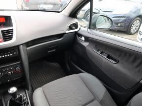 Peugeot 207  1.6 HDi 