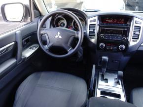 Mitsubishi Pajero  3.2 DI-D 