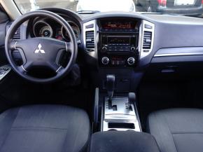 Mitsubishi Pajero  3.2 DI-D 