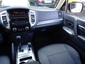 Mitsubishi Pajero  3.2 DI-D 