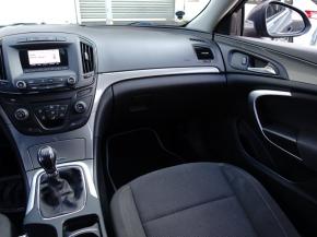 Opel Insignia  2.0 CDTI 