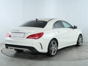 Mercedes-Benz CLA  250 4MATIC AMG Paket 