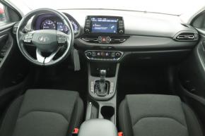 Hyundai i30 Fastback  1.5 T-GDI MHEV 