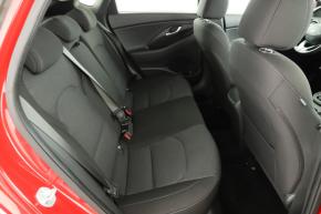 Hyundai i30 Fastback  1.5 T-GDI MHEV 