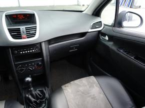 Peugeot 207  1.4 HDI 