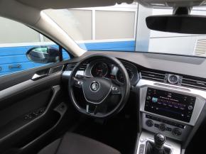 Volkswagen Passat  2.0 TDI 