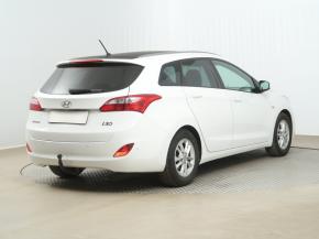 Hyundai i30  1.6 MPI 