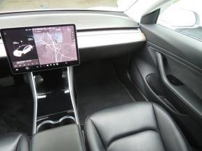 Tesla Model 3  Long Range 4WD 76kWh 