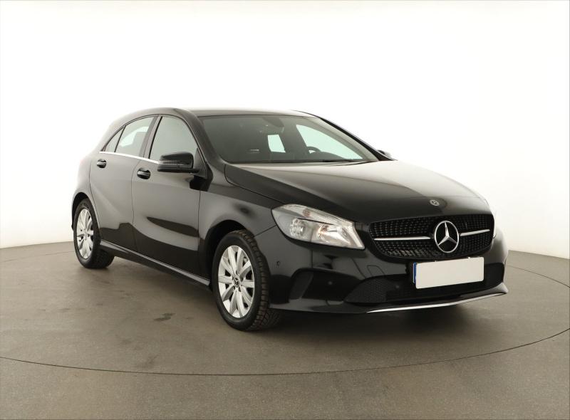 Mercedes-Benz A  A 180d